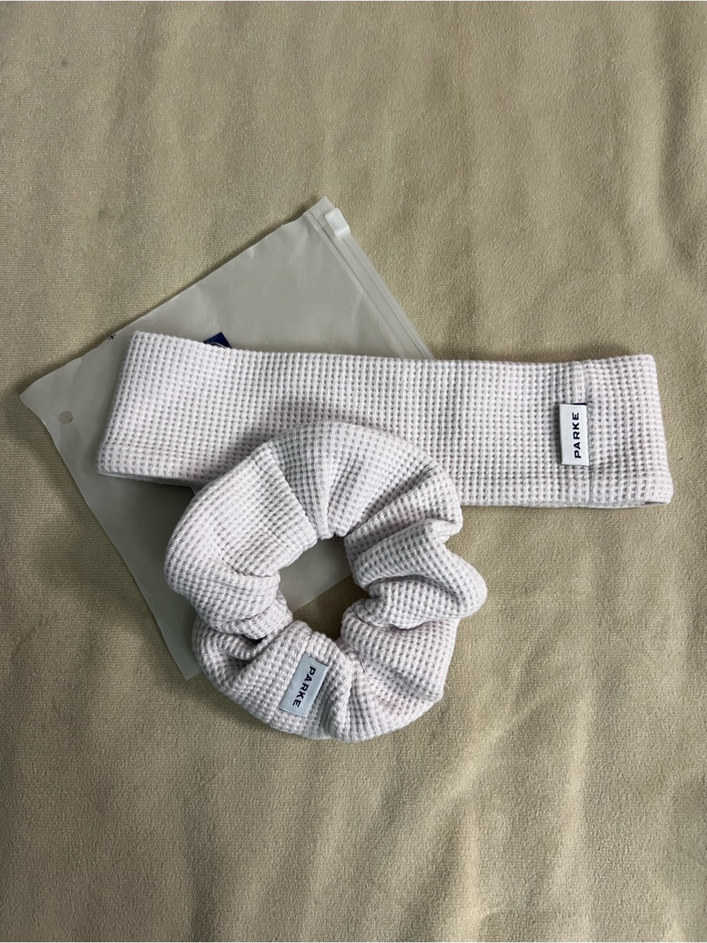 💜 NWT PARKE Waffle Hair Set Lilac Headband & Scrunchie Set Cozy Spa Core